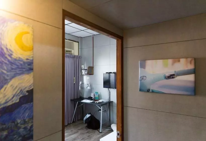 پانسیون 36house