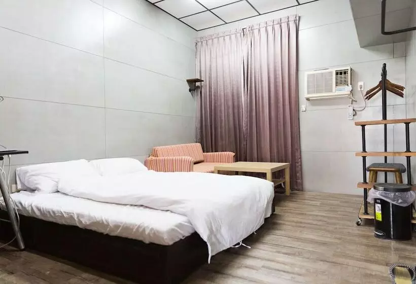 پانسیون 36house