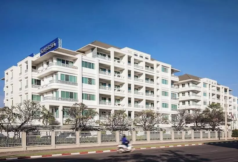 Somerset Vientiane