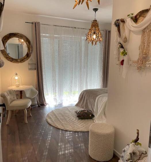 تختخواب و صبحانه Basel Airport Garden