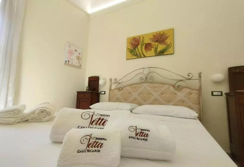 ベッドアンドブレックファースト Casa Vacanze Nonna Tetta