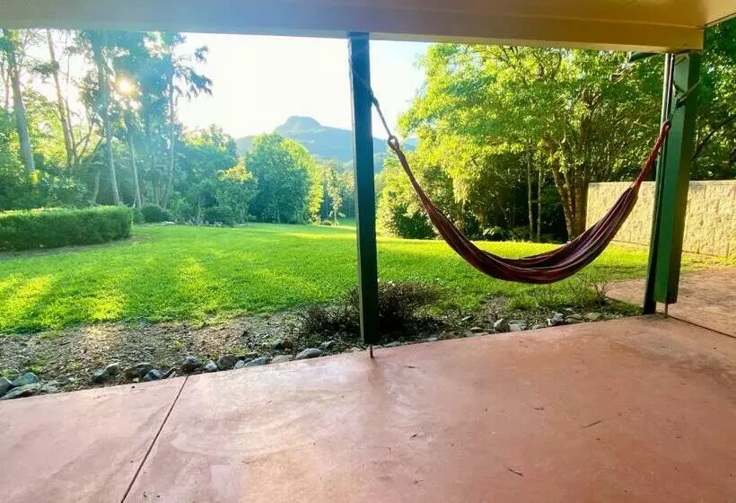 ベッドアンドブレックファースト Evermoore Homestead