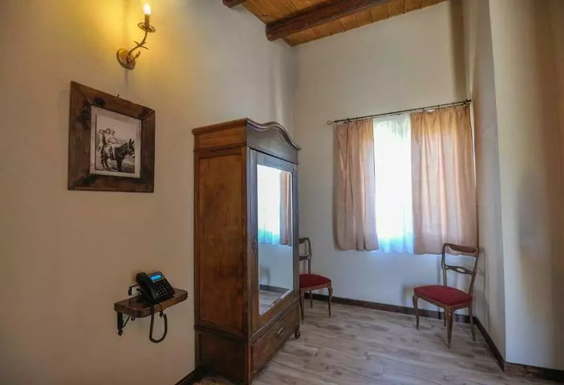 ホテル Fratello Agriturismo  La Fattoria Di San Francesco