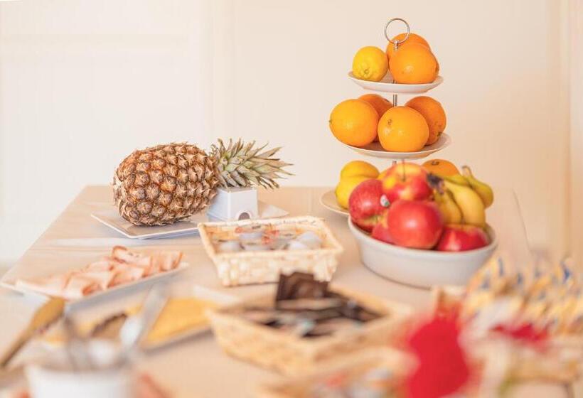 بنسيون Ancóramare