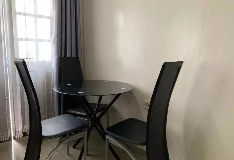 پانسیون Casilina Guest Home