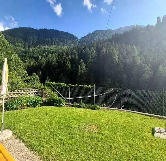 Aamiaismajoitus (B&B) Haus Marinus