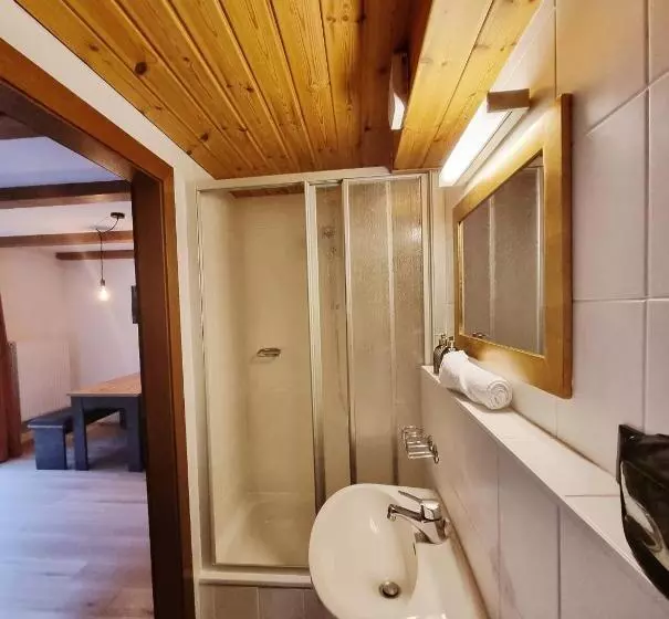 Aamiaismajoitus (B&B) Haus Marinus