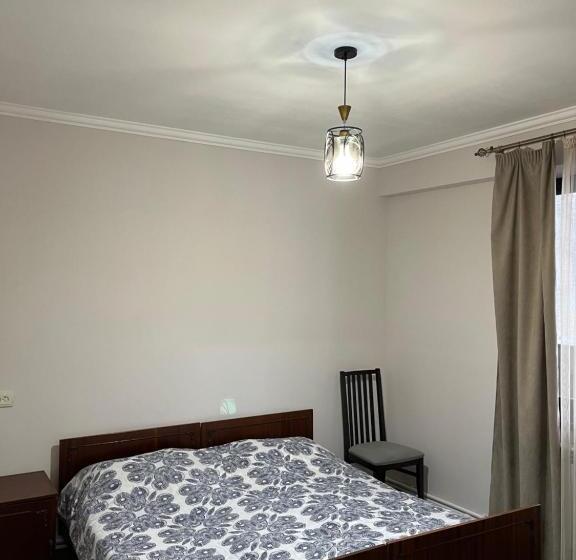 پانسیون Maxim Gorki 36