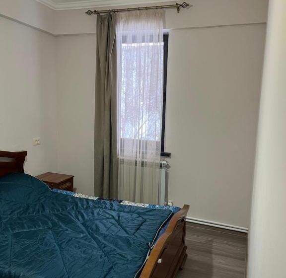 پانسیون Maxim Gorki 36