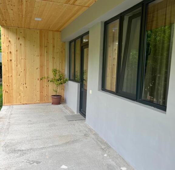 پانسیون Maxim Gorki 36