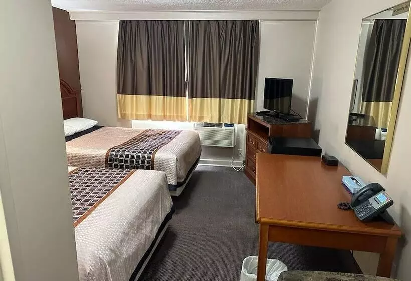 Bear S Den Lounge And Motel