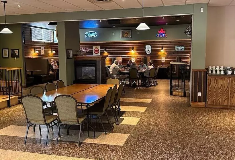 Bear S Den Lounge And Motel