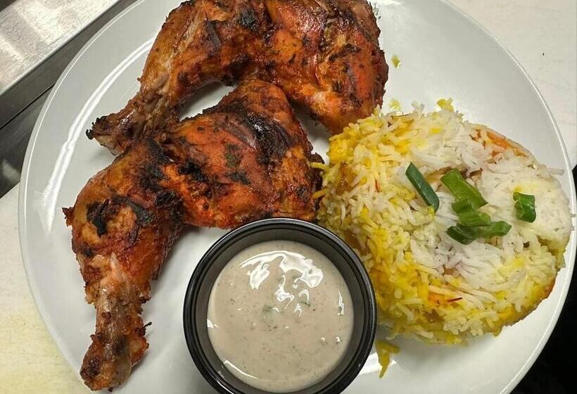 Bear S Den Lounge And Motel