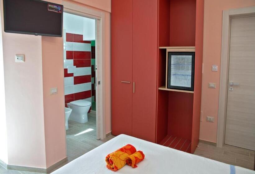 تختخواب و صبحانه Mary Lucy