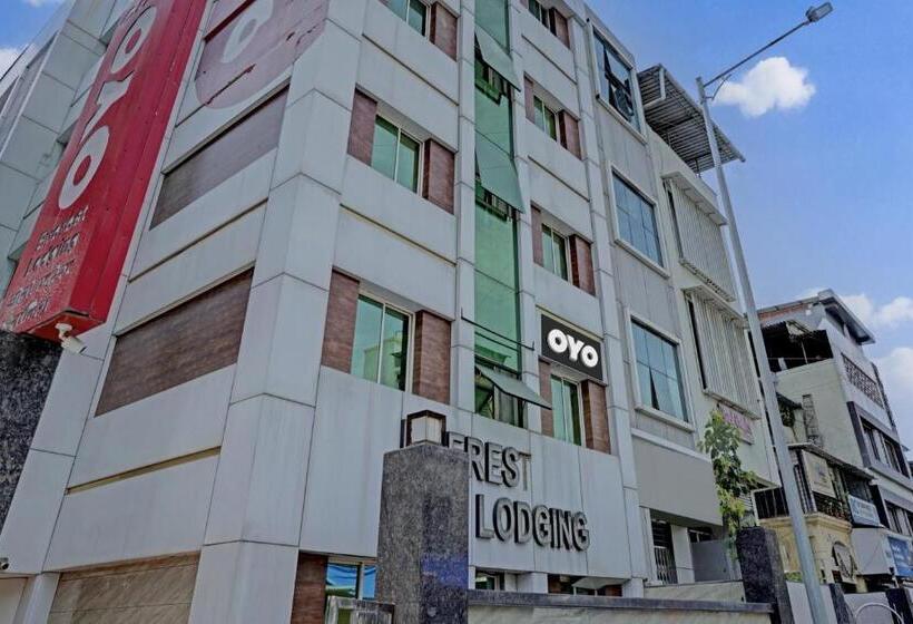 בית מלון כפרי Fabexpress Everest Lodging