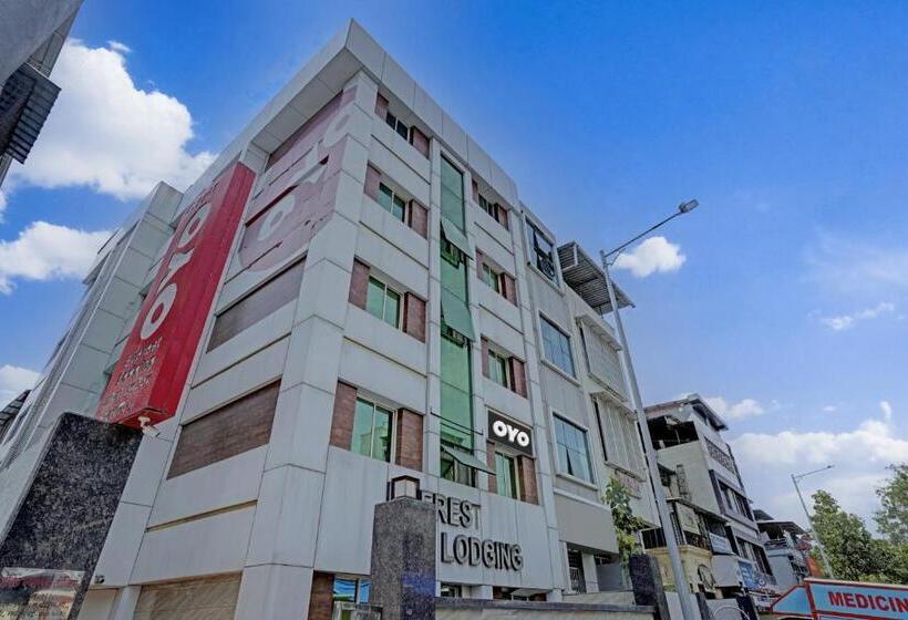 בית מלון כפרי Fabexpress Everest Lodging