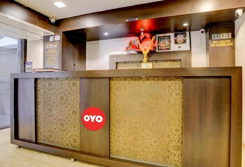 בית מלון כפרי Fabexpress Everest Lodging