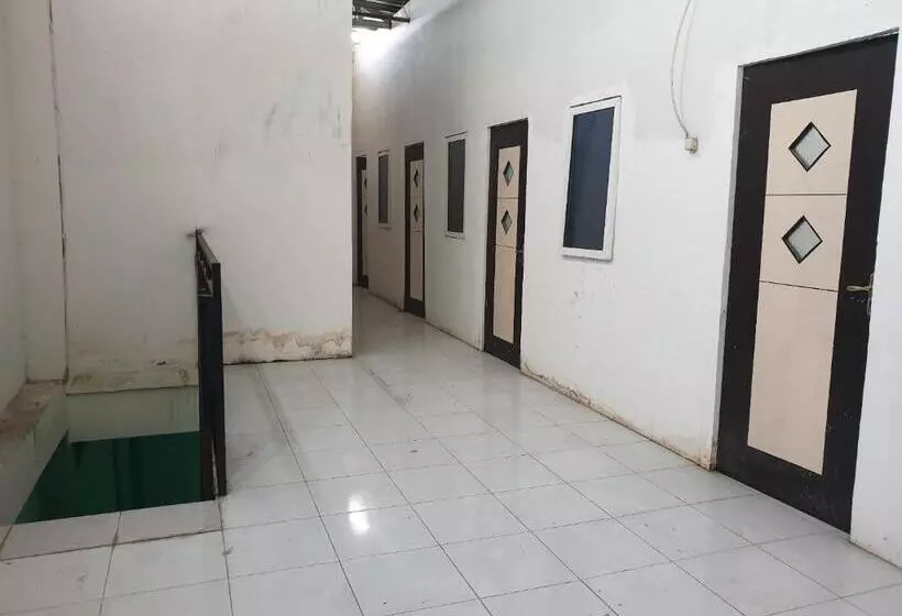 Hotelli Spot On 92621 Zain Kost