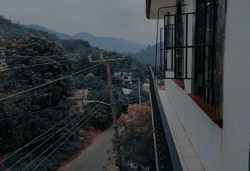 پانسیون Casa La Conchita