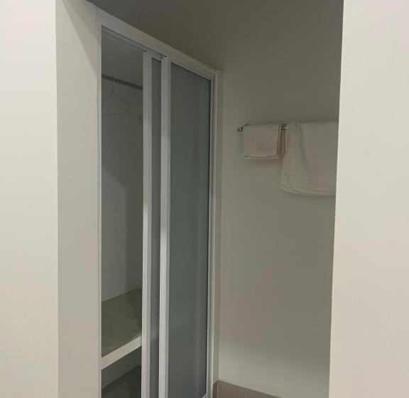 هاستل Nhà Nghỉ Hương Trà