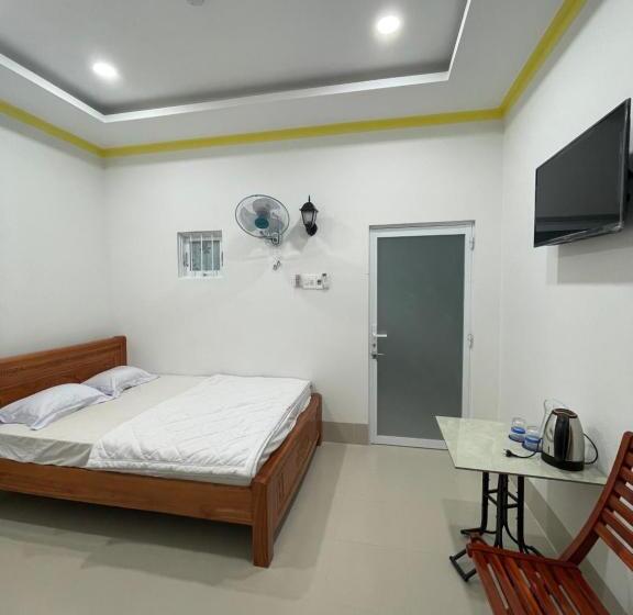 هاستل Nhà Nghỉ Hương Trà