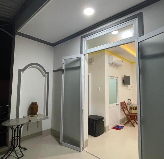 هاستل Nhà Nghỉ Hương Trà