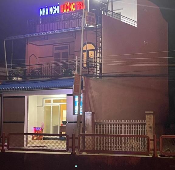 هاستل Nhà Nghỉ Hương Trà