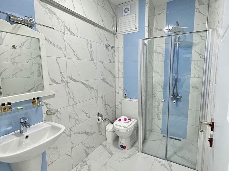 تختخواب و صبحانه Marquis Blue