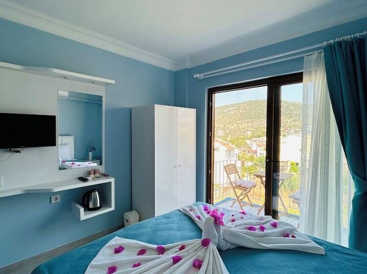 تختخواب و صبحانه Marquis Blue