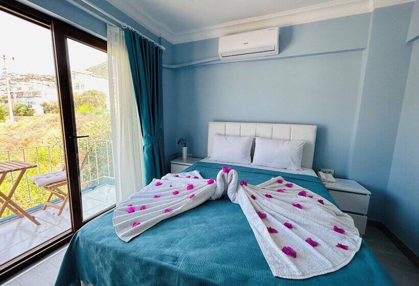 تختخواب و صبحانه Marquis Blue