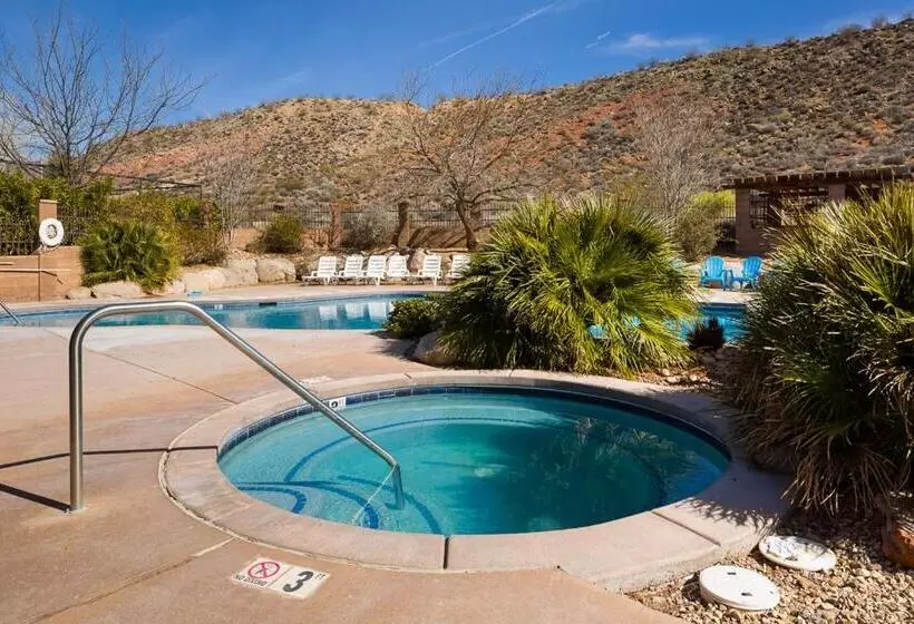 Hotelli D3 Spacious Sunset Suite Second Floor 2 Bedroom