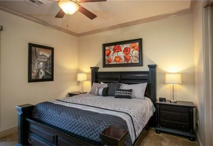 Hotelli D3 Spacious Sunset Suite Second Floor 2 Bedroom
