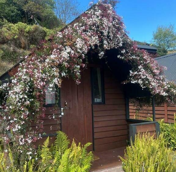 هتل Prakriti Resort And Organic Farm Pvt. Ltd