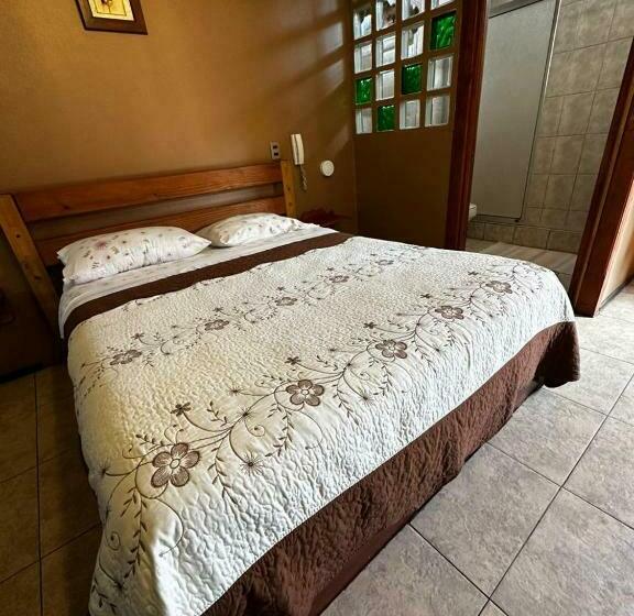 هتل Residencial Colonial