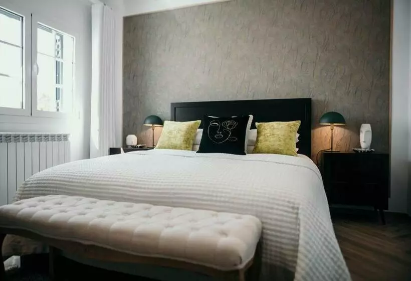 ペンション Flowers & Faces Guesthouse