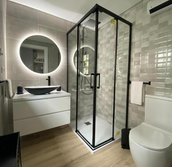 پانسیون Flowers & Faces Guesthouse