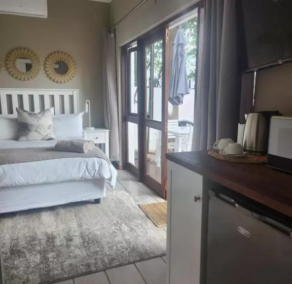 Majatalo Scenicviews@103