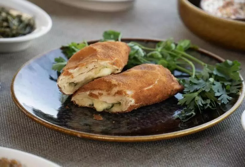 Sarı Konak Butik Otel