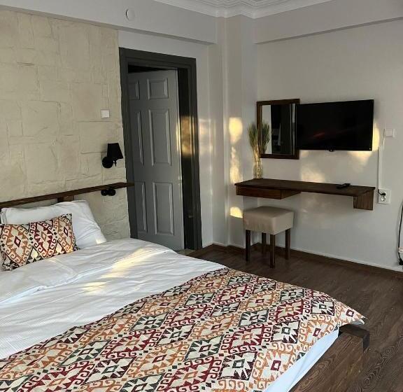 Sarı Konak Butik Otel