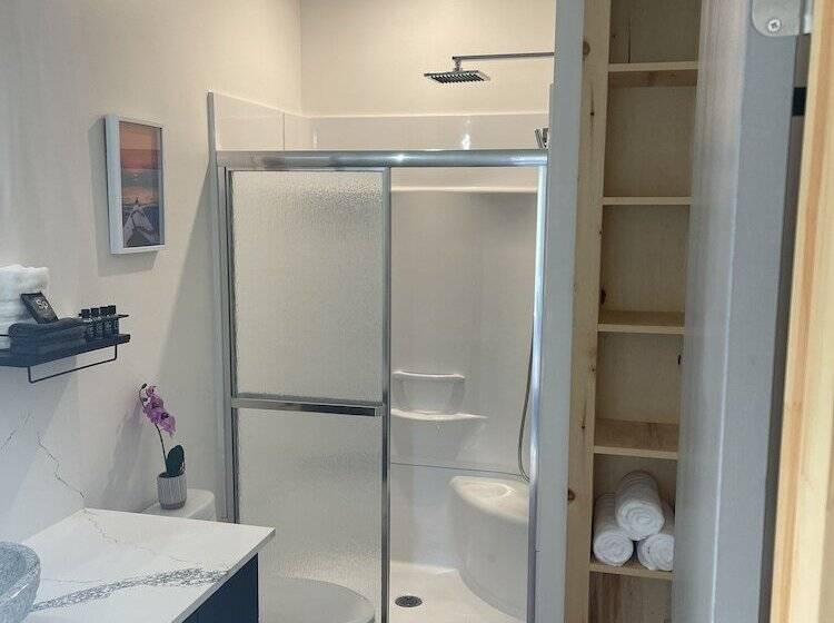 Evo Luxury Waterfront Adults Only B&b