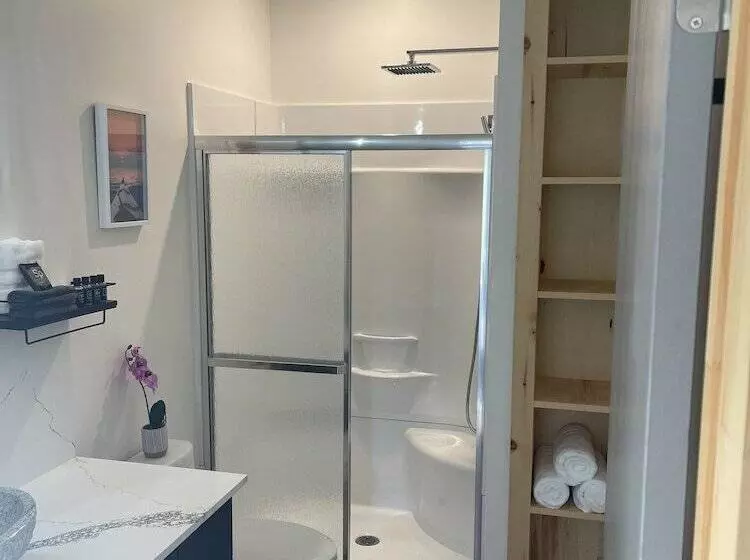 Evo Luxury Waterfront Adults Only B&b