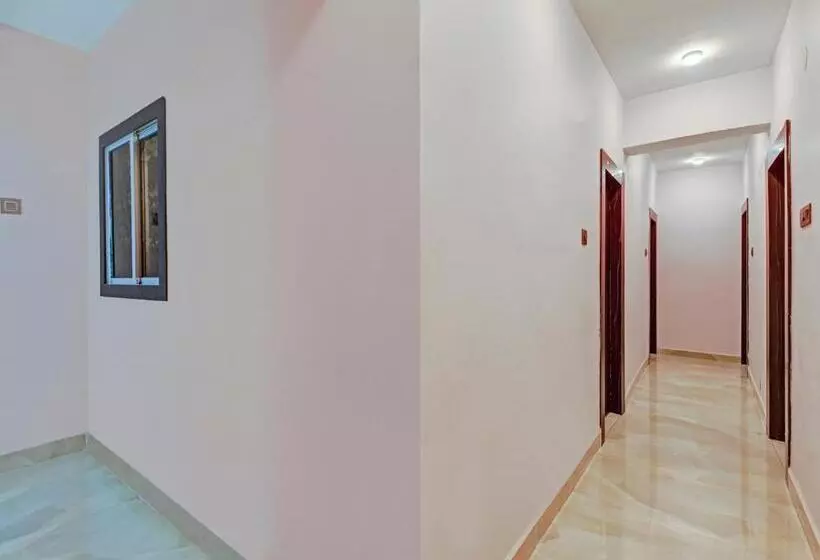 Hotelli Oyo Flagship 81316 Sona Residency