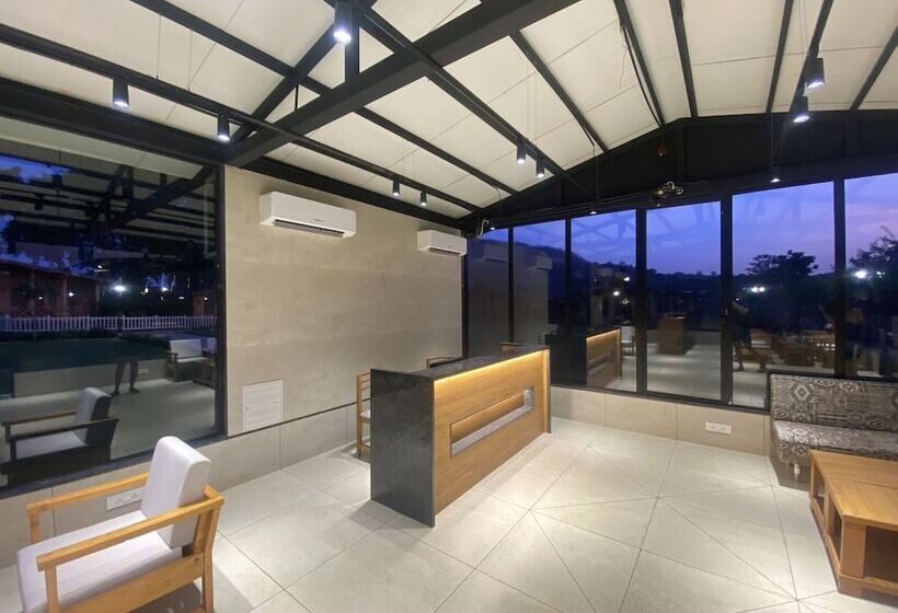 ホテル Villament Zinc Journey By The Fern, Karjat