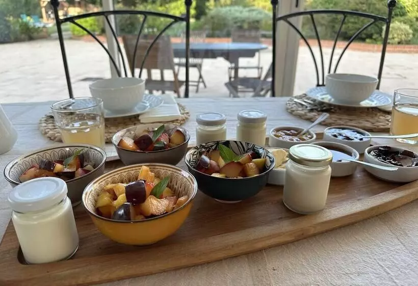 Majatalo Domaine De Couilleuse