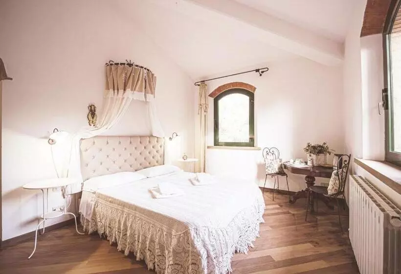 Majatalo Relais Casale Il Poggetto Villa Paola