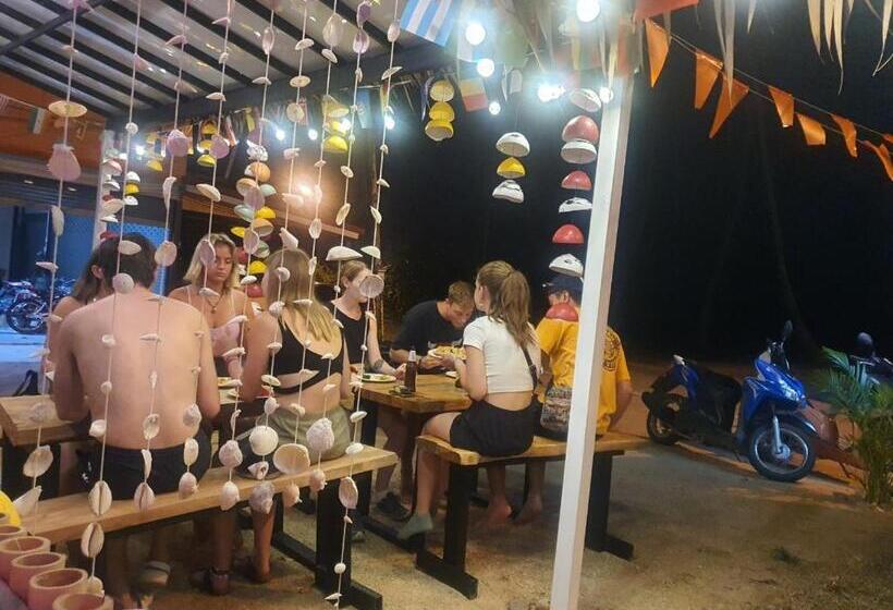 World Citizen Hostel