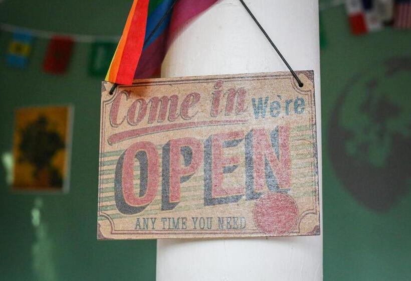 World Citizen Hostel