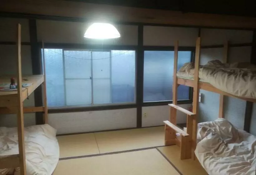ユースホステル Ez Guest House