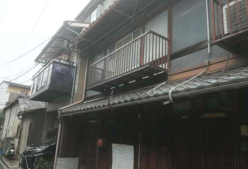 هاستل Ez Guest House