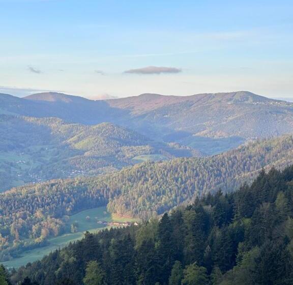 ベッドアンドブレックファースト Chalet La Petite Ourse